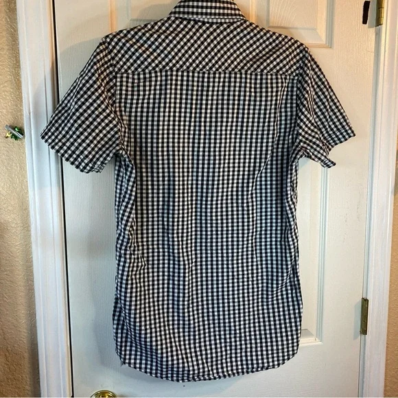 Burnside Mens S SMALL Button Down Shirt Plaid Checks Pockets Short Sleeve Adult - Picture 6 of 11